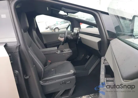 2024 Tesla Cybertruck All-Wheel Drive z USA, uszkodzony, nr VIN 7G2CEHED4RA050983